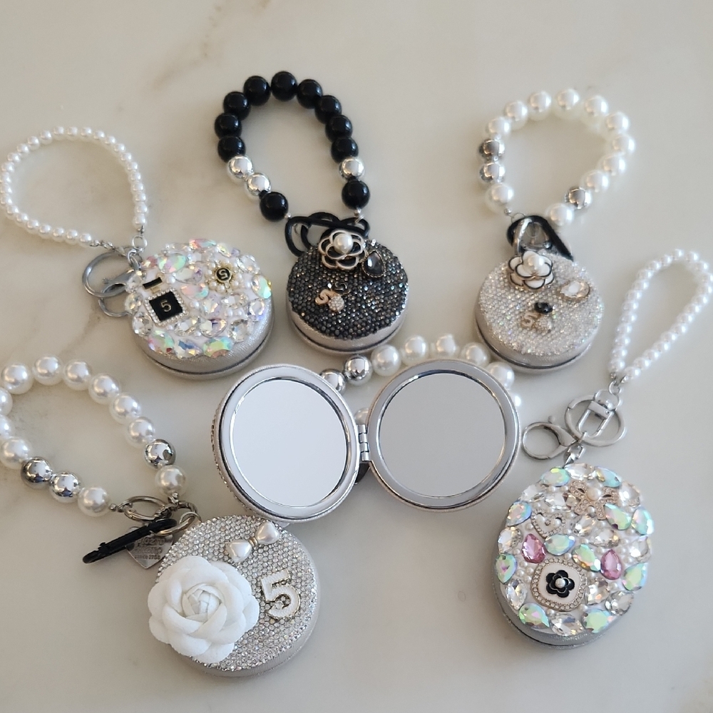 Bag Charm/Key Ring W/ Mirror..Fun Gal-entines Day Gift For Your Bestie